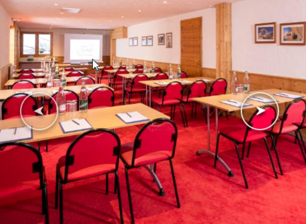Carlina Hotell La Clusaz Exteriör bild