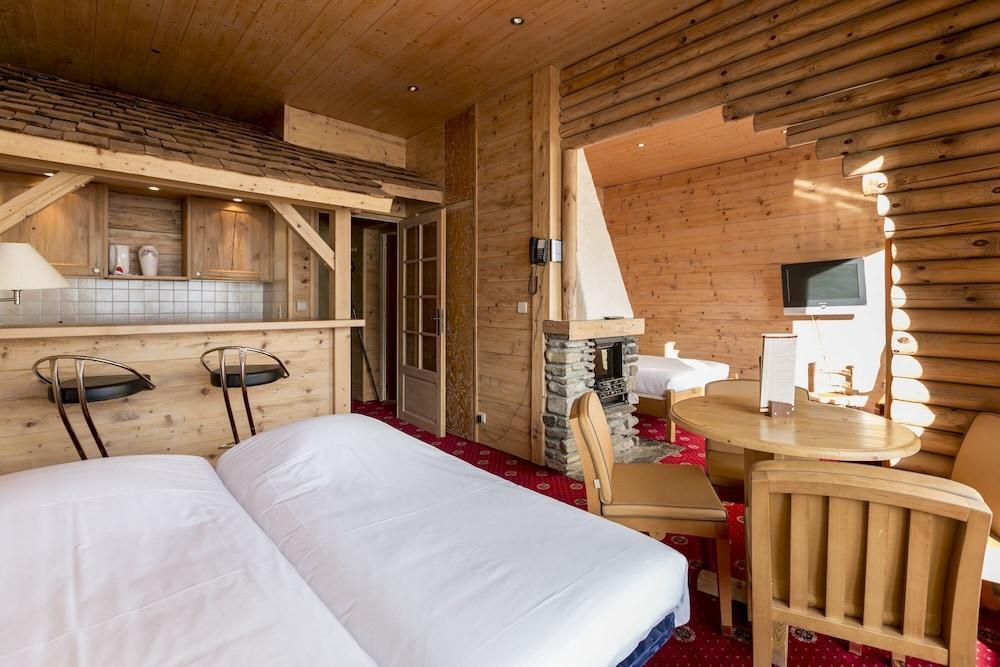 Carlina Hotell La Clusaz Exteriör bild