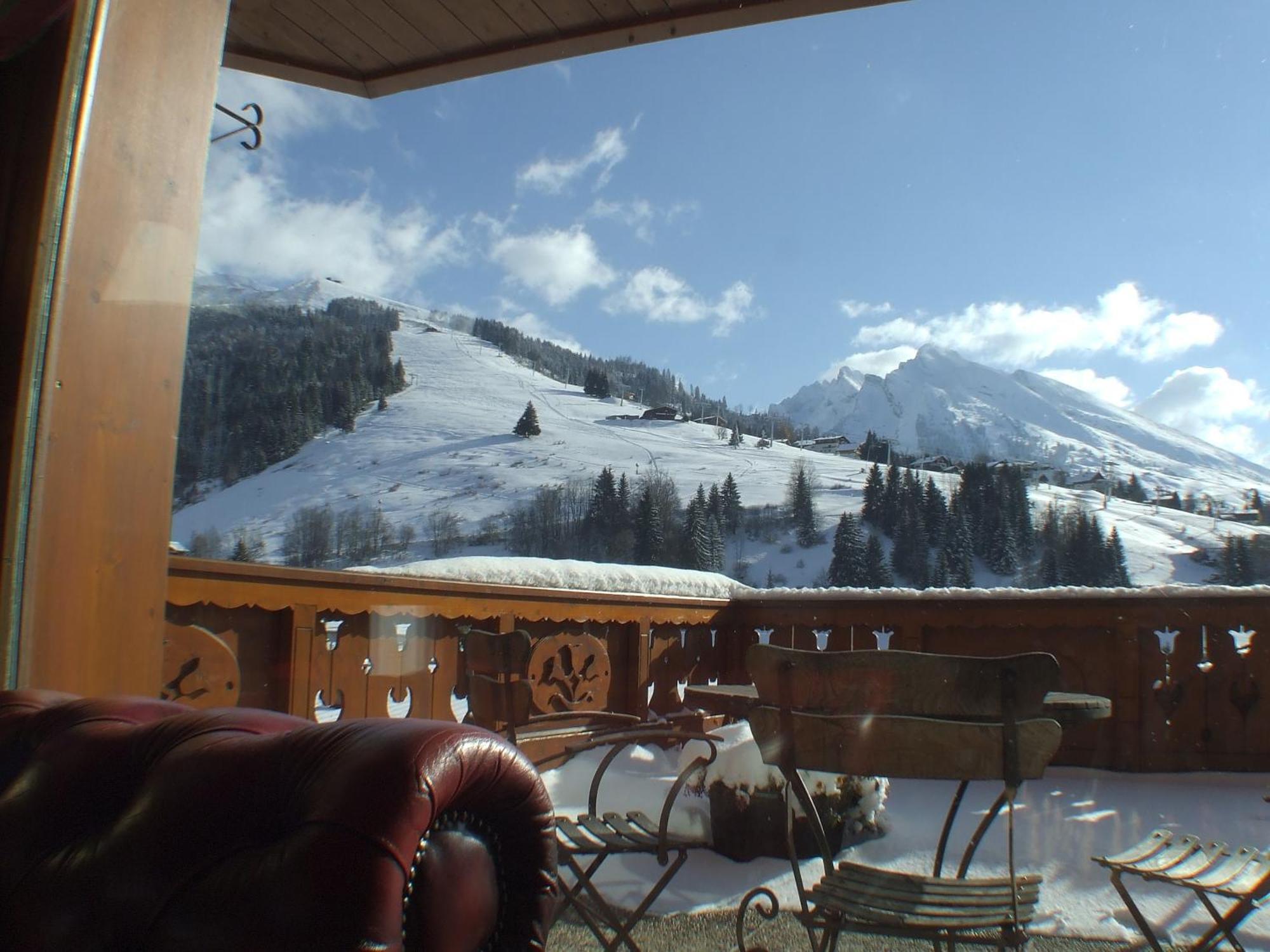Carlina Hotell La Clusaz Exteriör bild